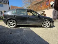 Używany Seat Leon CUPRA 204 KM (150 kW) 2003 Czarny Hatchback