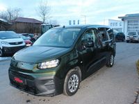 Neu Fiat Doblò 132 PS (97 kW) 2025 Grün Van / Kleinbus