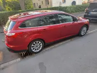 Gebraucht Ford Focus 120 PS (88 kW) 2011 Rot Kombi