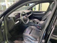 Gebraucht Porsche Cayenne 471 PS (346 kW) 2024 Schwarz SUV