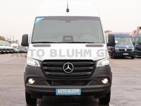 Używany Mercedes Sprinter 170 KM (125 kW) 2024 Biały Van