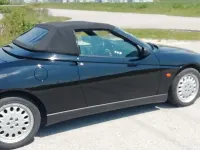 Second-hand Alfa Romeo Spider 150 CP (110 kW) 1997 Negru Cabrio