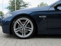 gebraucht BMW 525 d xDrive Touring M-Paket AHK LED StHz Pano