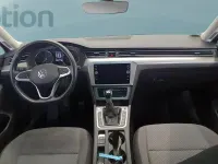 Gebraucht VW Passat 150 PS (110 kW) 2021 Grau Kombi
