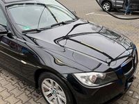 Gebraucht BMW 318 143 PS (105 kW) 2007 Schwarz Kombi