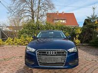 Gebraucht Audi A3 Ambiente 179 PS (131 kW) 2013 Blau Limousine