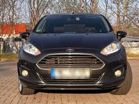 Gebraucht Ford Fiesta Titanium 95 PS (69 kW) 2017 Grau Limousine