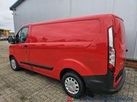 Gebraucht Ford Transit 101 PS (74 kW) 2015 Rot Van / Kleinbus