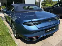 Neu Bentley Continental Mulliner 782 PS (575 kW) 2026 Blau Cabrio