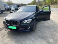 Second-hand BMW 730 258 CP (189 kW) 2014 Negru Berlinǎ
