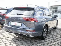Gebraucht VW Golf VIII Active 150 PS (110 kW) 2023 Grau / delfingrau (metallic) Kombi
