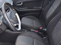 Second-hand Kia Picanto Attract 69 CP (50 kW) 2013 Hatchback