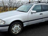 Gebraucht Mercedes C180 Classic 122 PS (89 kW) 1997 Silber Kombi