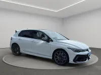 Gebraucht VW Golf VIII R 333 PS (244 kW) 2026 Pure white uni / schwarz uni Kleinwagen