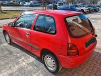 Gebraucht Toyota Starlet 75 PS (55 kW) 1998 Rot Kleinwagen