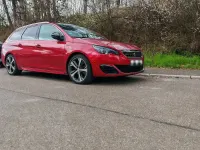 Gebraucht Peugeot 308 181 PS (133 kW) 2016 Rot Kombi