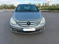 Gebraucht Mercedes B180 109 PS (80 kW) 2008 Braun Van / Kleinbus