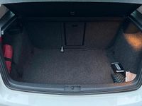 Gebraucht VW Golf VI Style 122 PS (89 kW) 2011 Weiß Kleinwagen