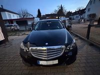 Gebraucht Mercedes E220 Elegance 170 PS (125 kW) 2015 Schwarz Limousine