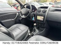 Gebraucht Dacia Duster 125 PS (91 kW) 2015 Schwarz SUV