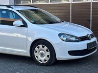 Gebraucht VW Golf VI Trendline 105 PS (77 kW) 2013 Weiß Kleinwagen
