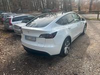 Gebraucht Tesla Model Y Long Range AWD 378 kW (514 PS) 2022 Weiß SUV