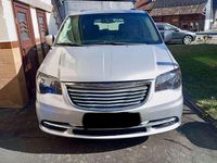 Gebraucht Chrysler Town & Country 287 PS (211 kW) 2012 Silber Van / Kleinbus