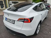 Gebraucht Tesla Model Y 378 kW (514 PS) 2023 Multicoat: pearl white SUV