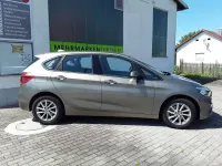 Gebraucht BMW 218 Advantage 136 PS (100 kW) 2016 Platinsilber metallic Van / Kleinbus