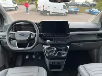 Neu Ford Tourneo Titanium X 150 PS (110 kW) 2026 Schwarz Van / Kleinbus