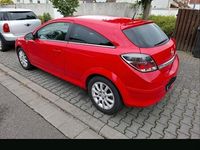 Gebraucht Opel Astra 116 PS (85 kW) 2010 Rot Coupé