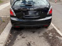 Second-hand Kia Rio 97 CP (71 kW) 2011 Negru Hatchback
