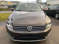 Gebraucht VW Passat Comfortline 140 PS (102 kW) 2014 Braun Limousine