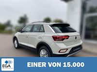 Second-hand VW T-Roc Life 150 CP (110 kW) 2024 Gri SUV