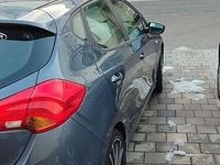 Usado Kia Ceed DREAM-TEAM Edition 135 CV (99 kW) 2013 Utilitario