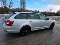 Gebraucht Skoda Octavia RS 184 PS (135 kW) 2014 Silber Kleinwagen
