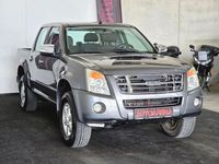 Gebraucht Isuzu D-Max 163 PS (119 kW) 2010 Grau Pickup