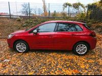 Gebraucht Citroën C4 130 PS (95 kW) 2015 Rot Limousine