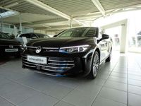 Gebraucht VW Passat Elegance 150 PS (110 kW) 2024 Grenadillschwarz metallic Kombi