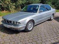 Gebraucht BMW 750 300 PS (220 kW) 1990 Silber Limousine