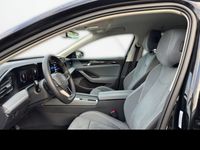 Gebraucht VW Passat Pro 150 PS (110 kW) 2024 Schwarz Kombi