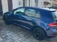 Gebraucht VW Golf VII Trendline 116 PS (85 kW) 2019 Blau Limousine