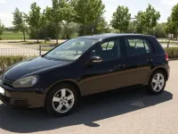 Gebraucht VW Golf VI 105 PS (77 kW) 2011 Schwarz Kleinwagen