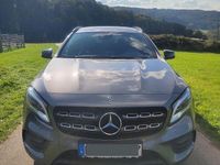 Gebraucht Mercedes GLA180 AMG line 122 PS (89 kW) 2017 Grau SUV