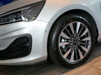 Gebraucht Ford Focus Titanium X 155 PS (114 kW) 2024 Silber SUV