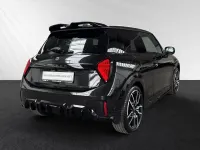 Gebraucht Mini Cooper 114 kW (156 PS) 2025 Midnight black ii Kleinwagen