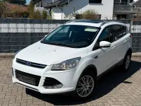 Usado Ford Kuga 140 HP (102 kW) 2014 Branco SUV