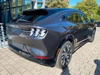 Gebraucht Ford Mustang Mach-E 258 kW (351 PS) 2022 Grau metallic SUV