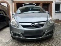 Gebraucht Opel Corsa 87 PS (63 kW) 2010 Silber Kleinwagen