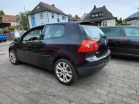 Używany VW Golf V 101 KM (74 kW) 2005 Czarny Hatchback